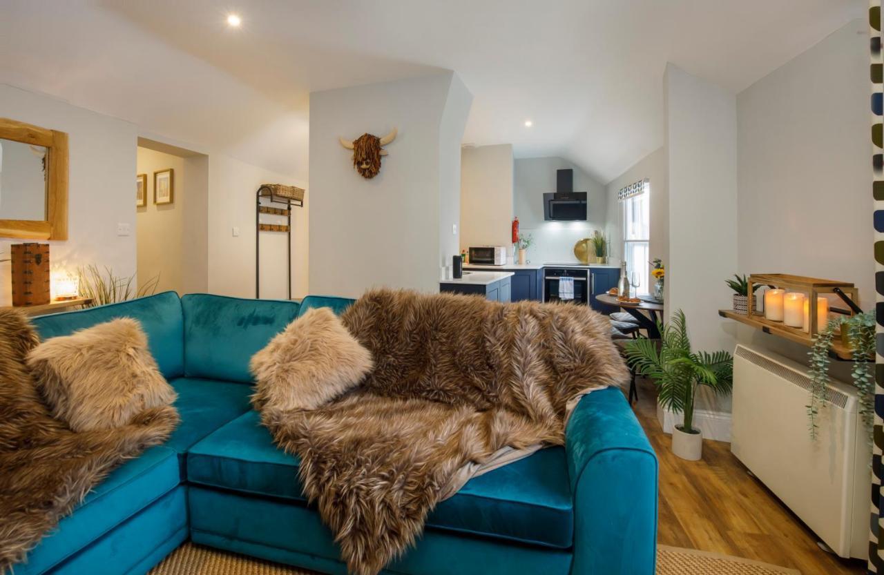The Holgate Snug Apartment Йорк Екстериор снимка
